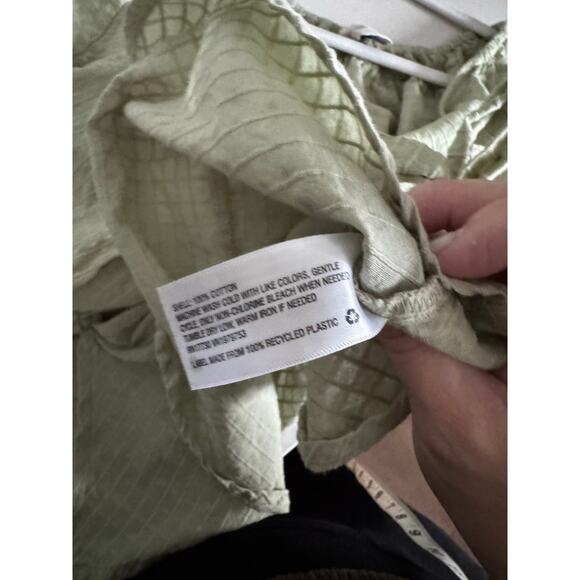 Universal Thread Crossover Tie Blouse Bubble Sleeve Sage Green Size Medium - Picture 4 of 8